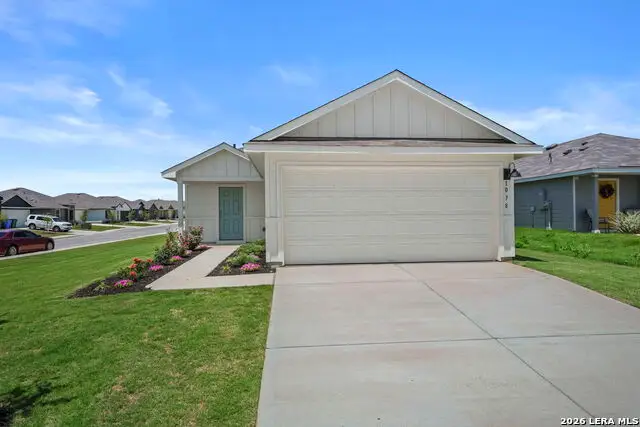 1038 Bold Run, Seguin, TX 78155 - #1