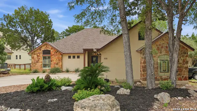 808 Elmwood Cv, New Braunfels, TX 78130 - #2