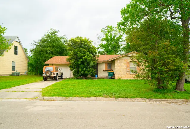 811 Stonegate Dr, Universal City, TX 78148 - #1