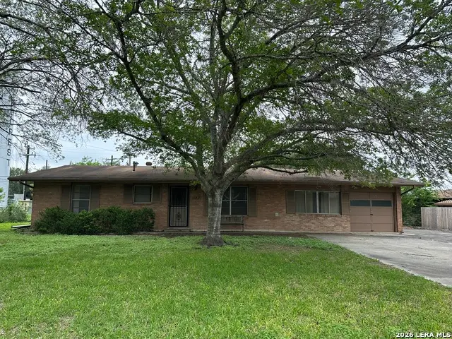 242 Zephyr Dr, Windcrest, TX 78239 - #1