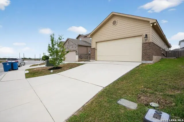 3917 Asher Aly, Saint Hedwig, TX 78152 - #2