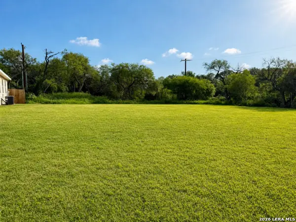 6343 Channel Vw, San Antonio, TX 78222