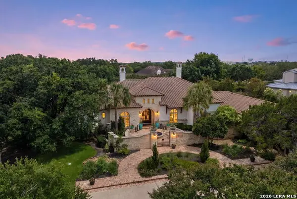 112 Tuscany Way, Shavano Park, TX 78249
