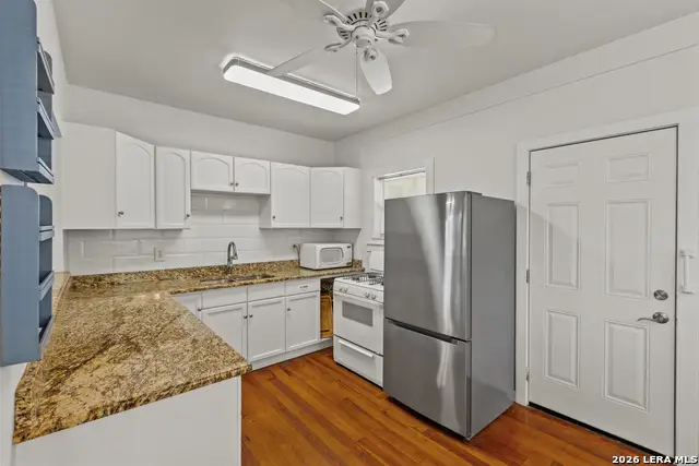 157 Lake Bnd, McQueeney, TX 78123 - #3