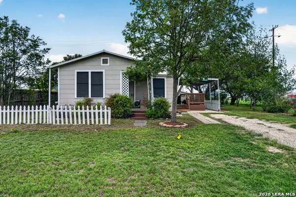10028 Wurzbach St, Converse, TX 78109