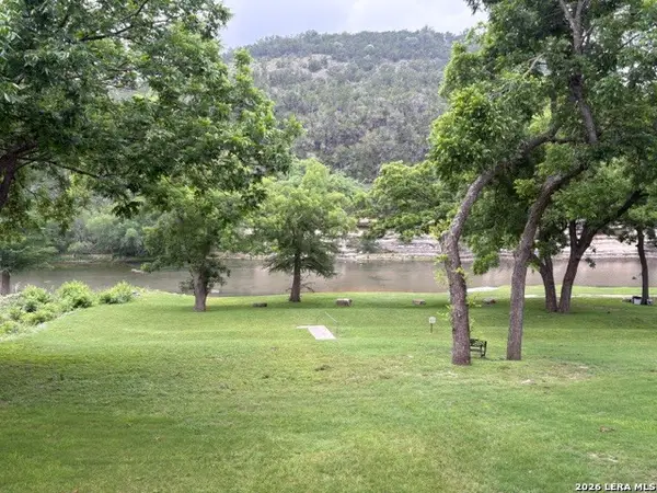 540 River Run #APT 202, New Braunfels, TX 78132