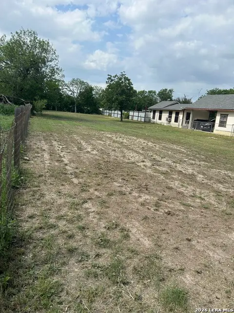 339 Menefee, San Antonio, TX 78207 - #2