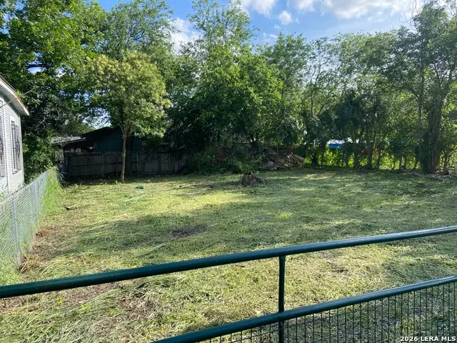 1210 Perez St, San Antonio, TX 78207 - #3