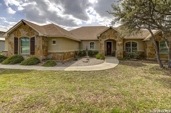 907 Shady Hollow, New Braunfels, TX 78132