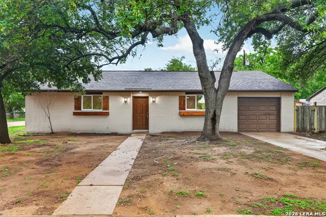 203 Haverlah Rd, Pleasanton, TX 78064 - #1