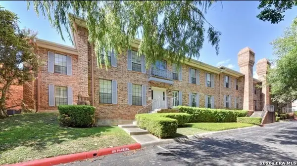 5359 Fredericksburg Rd #302, San Antonio, TX 78229