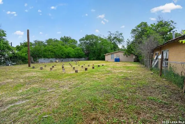 4319 San Luis St, San Antonio, TX 78237 - #1
