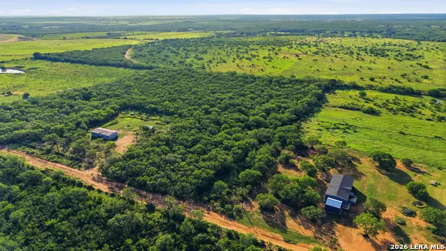 162 Pr Heavens Ln, Jourdanton, TX 78026 - #2