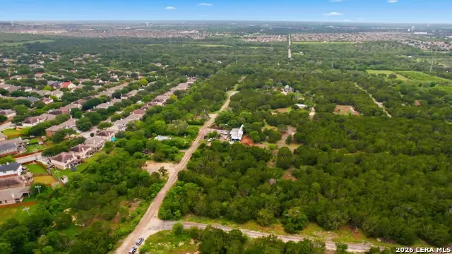 225 Sandy Oaks, Seguin, TX 78155 - #2