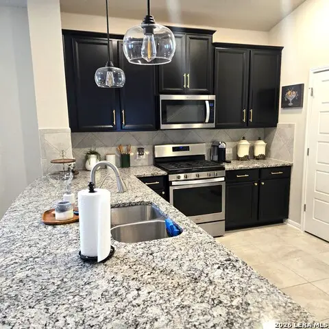 13331 Badlands Bnd, Saint Hedwig, TX 78152 - #2