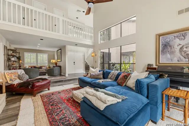 9102 Serene Creek Dr, San Antonio, TX 78230 - #2