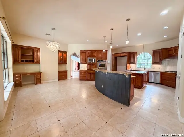 20646 Wahl Ln, Garden Ridge, TX 78266 - #2