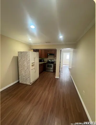 219 W Silver Sands Dr #1, San Antonio, TX 78216