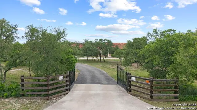 13439 Sunnyview Trail, San Antonio, TX 78253 - #2