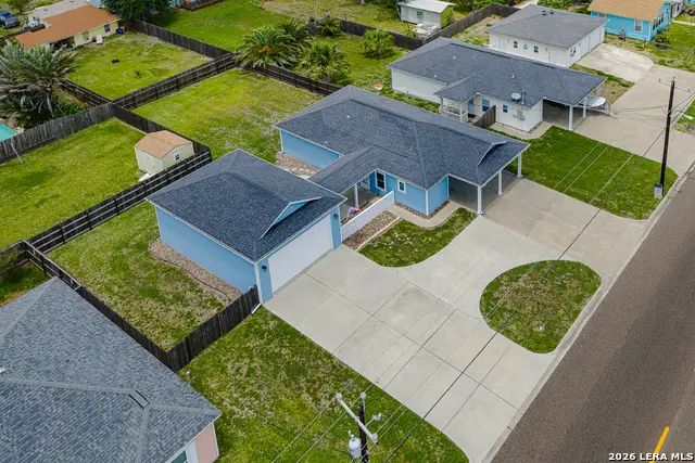 1011-1015 S Church, Rockport, TX 78382 - #2