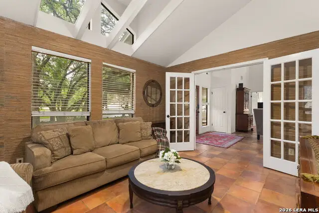 2 Woodcreek Dr, Wimberley, TX 78676 - #2