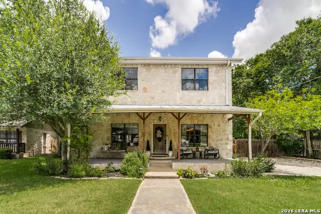 340 James St, Boerne, TX 78006 - #2