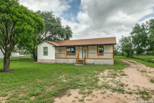 3065 Valley Rd, San Antonio, TX 78221 - #2