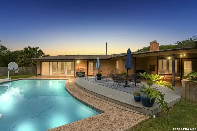 100 Glentower Dr, Castle Hills, TX 78213 - #1