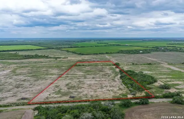 000 County Road 332, Beeville, TX 78102 - #1