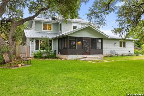 701 River Rd, Blanco, TX 78606