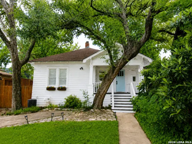 211 Montclair St, Alamo Heights, TX 78209 - #1