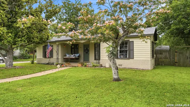 1031 E Walnut, Seguin, TX 78155 - #1