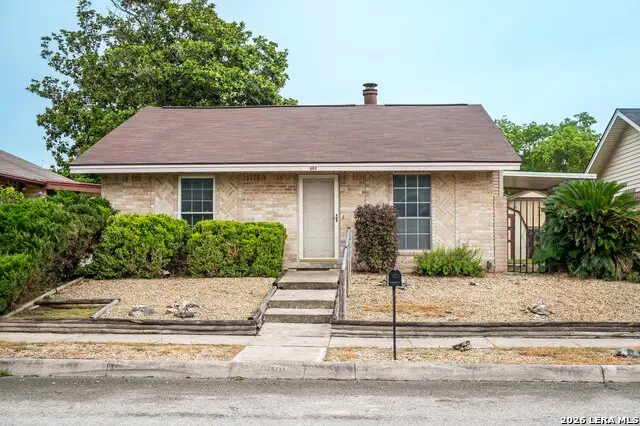 648 Fern Meadow Dr, Universal City, TX 78148 - #1