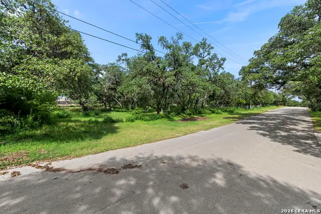 119 W Castle Ln, Castle Hills, TX 78213 - #1