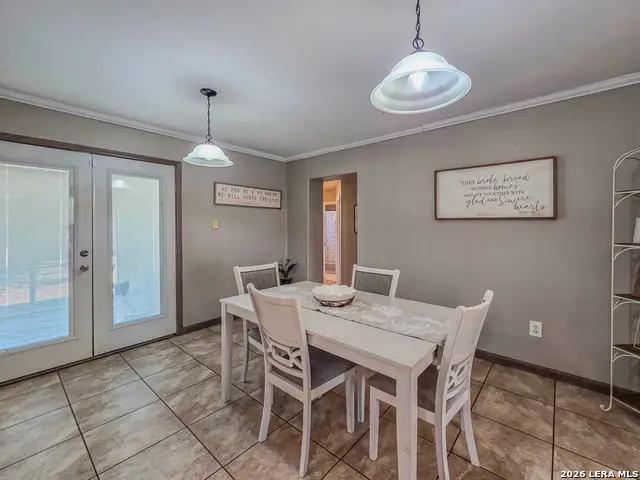 272 Candelario Montalvo Jr, Eagle Pass, TX 78852 - #2