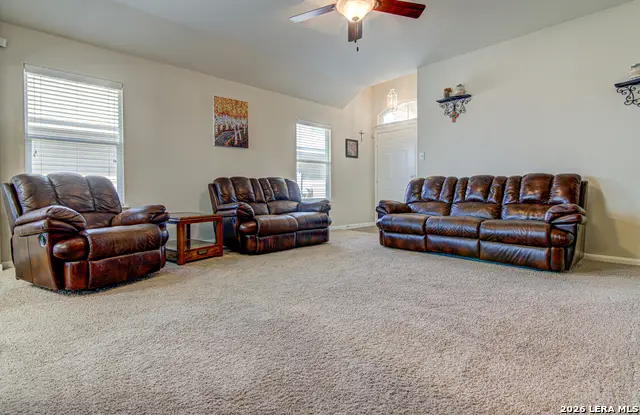 305 Teron Dr, San Marcos, TX 78666 - #2