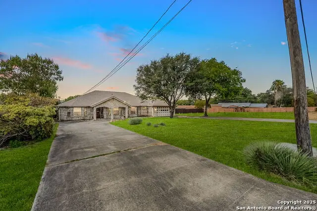 514 Jackson Keller Rd, San Antonio, TX 78216 - #1