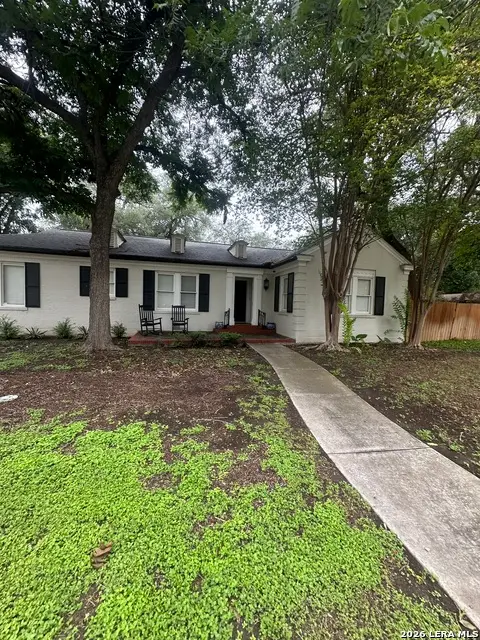 401 N High St, Uvalde, TX 78801 - #2