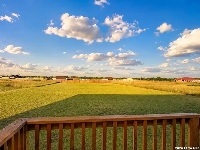 173 Medina Verde Dr, Natalia, TX 78059 - #2