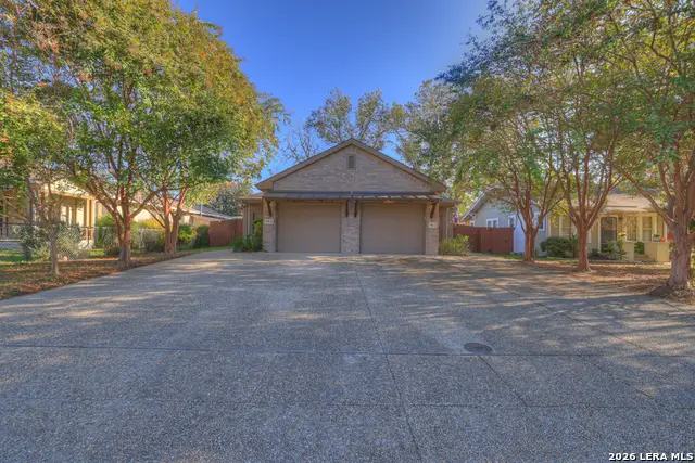 388 E Faust, New Braunfels, TX 78130 - #2