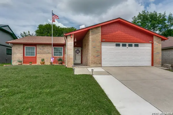 4814 Cherry Tree Dr, Schertz, TX 78108