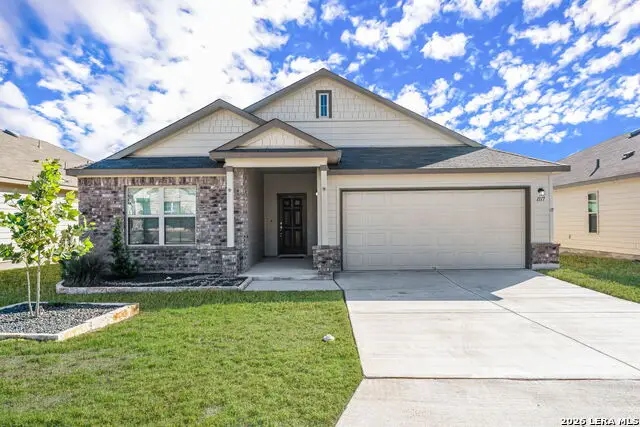 1117 Amber Lk, Seguin, TX 78155 - #1