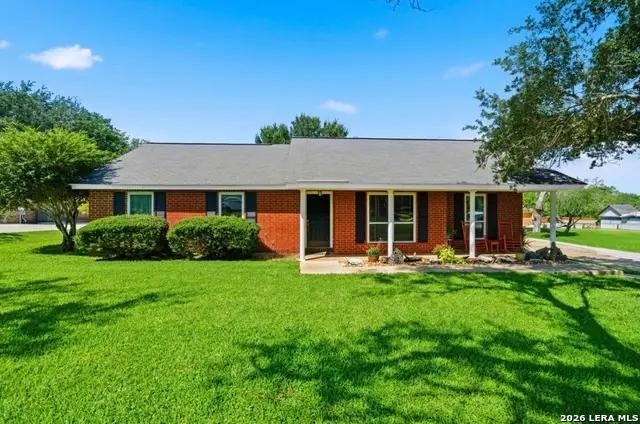 103 Oaklawn, Floresville, TX 78114 - #2
