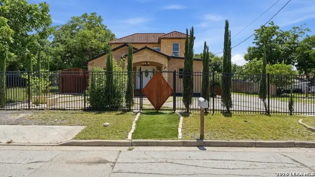 295 N West End Ave, New Braunfels, TX 78130 - #2