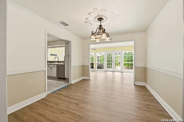 1320 Continental Dr, Pleasanton, TX 78064 - #2