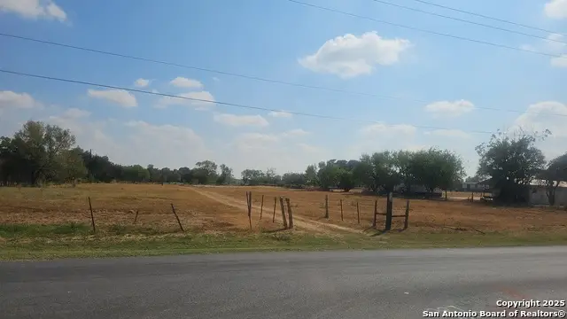 18000 Wisdom Rd, Lytle, TX 78052 - #1