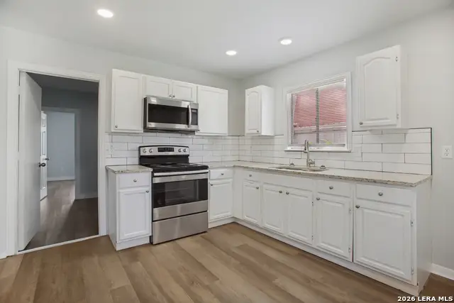 5535 Red Sky St, San Antonio, TX 78242 - #2
