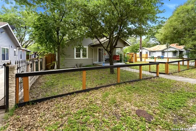1638 Santa Monica St, San Antonio, TX 78201 - #3