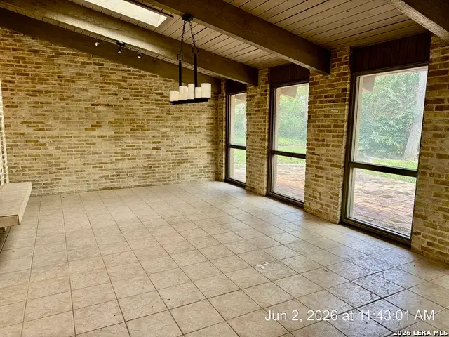 3727 Twisted Oaks Dr, San Antonio, TX 78217 - #2