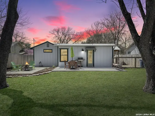 606 Harper St, Kerrville, TX 78028 - #2